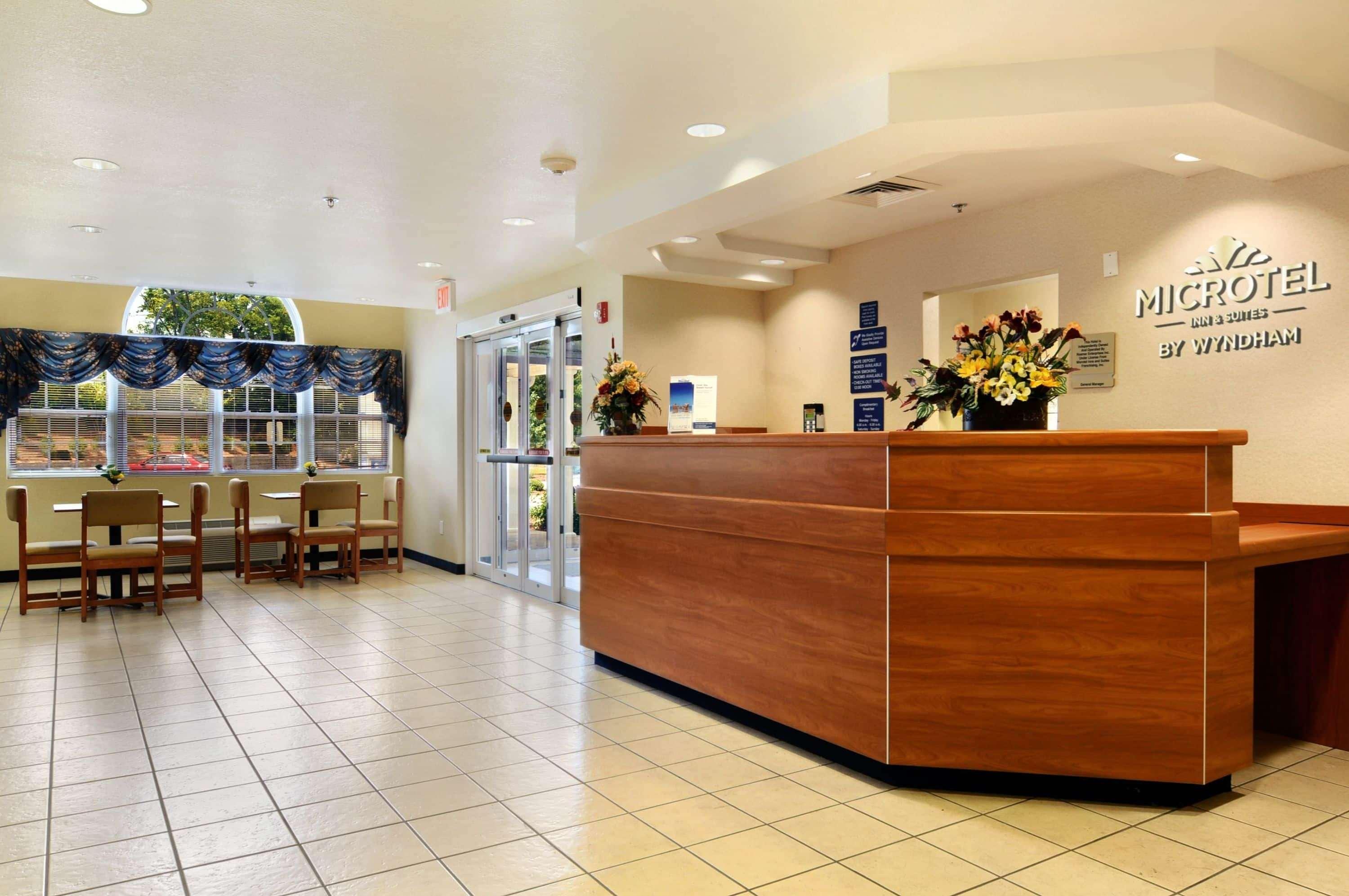 Microtel Inn & Suites Huntsville Esterno foto