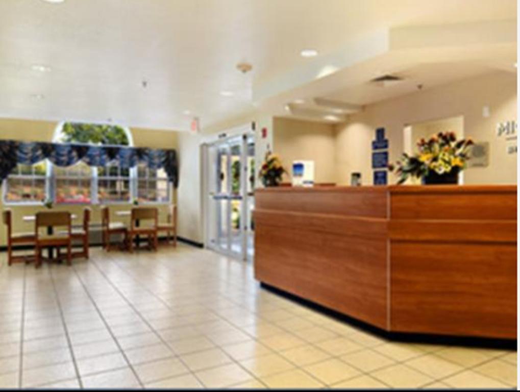 Microtel Inn & Suites Huntsville Interno foto